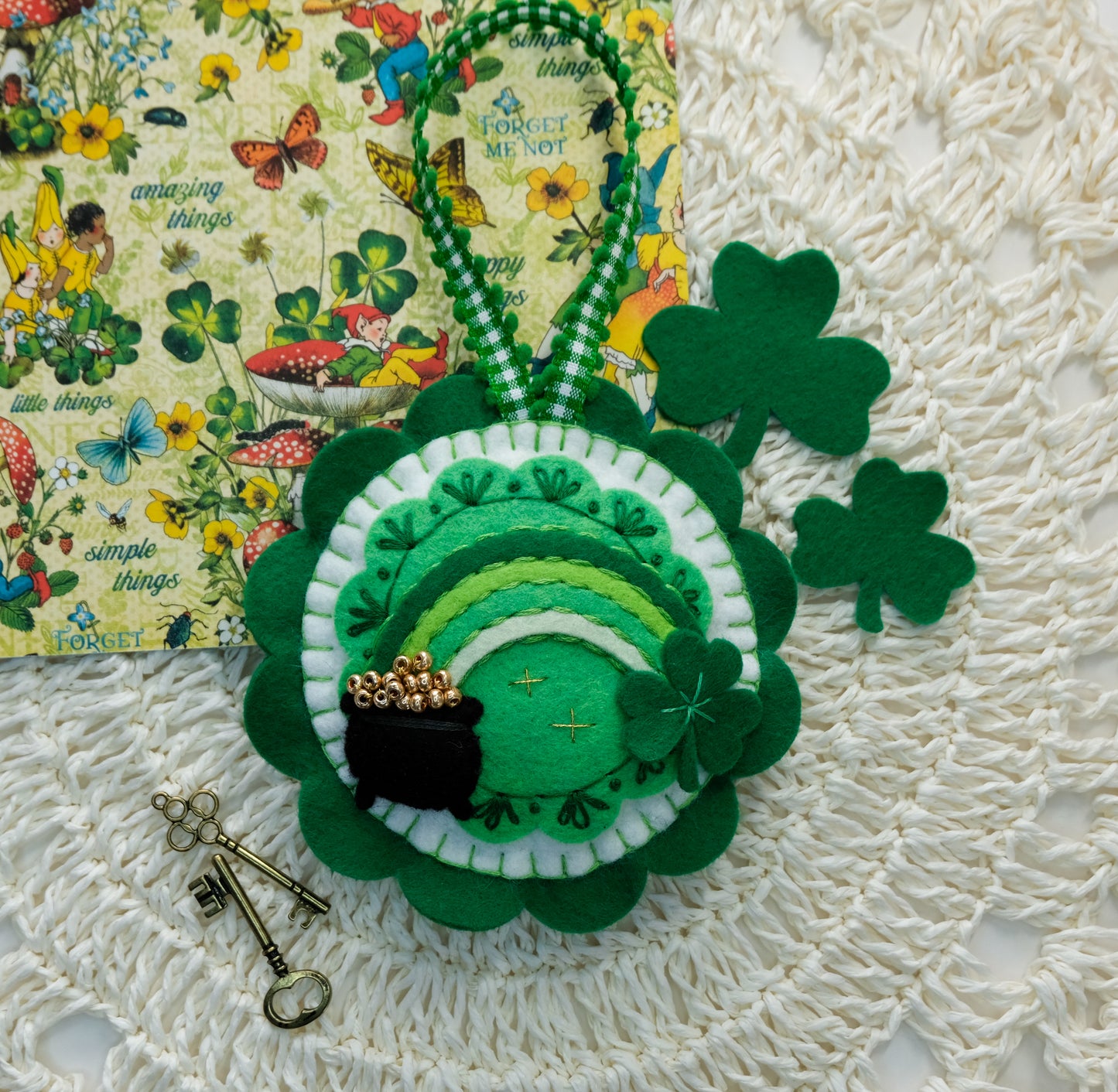 PDF Felt Pattern Pot of Gold Ornament